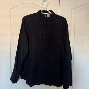 H&M Black Button-Up Collared Shirt